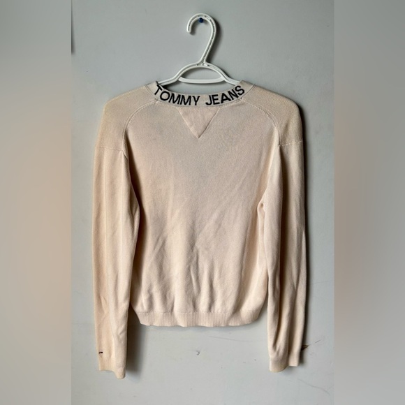 Tommy Hilfiger cream button up cardigan size Medium with Tommy print - Picture 2 of 4